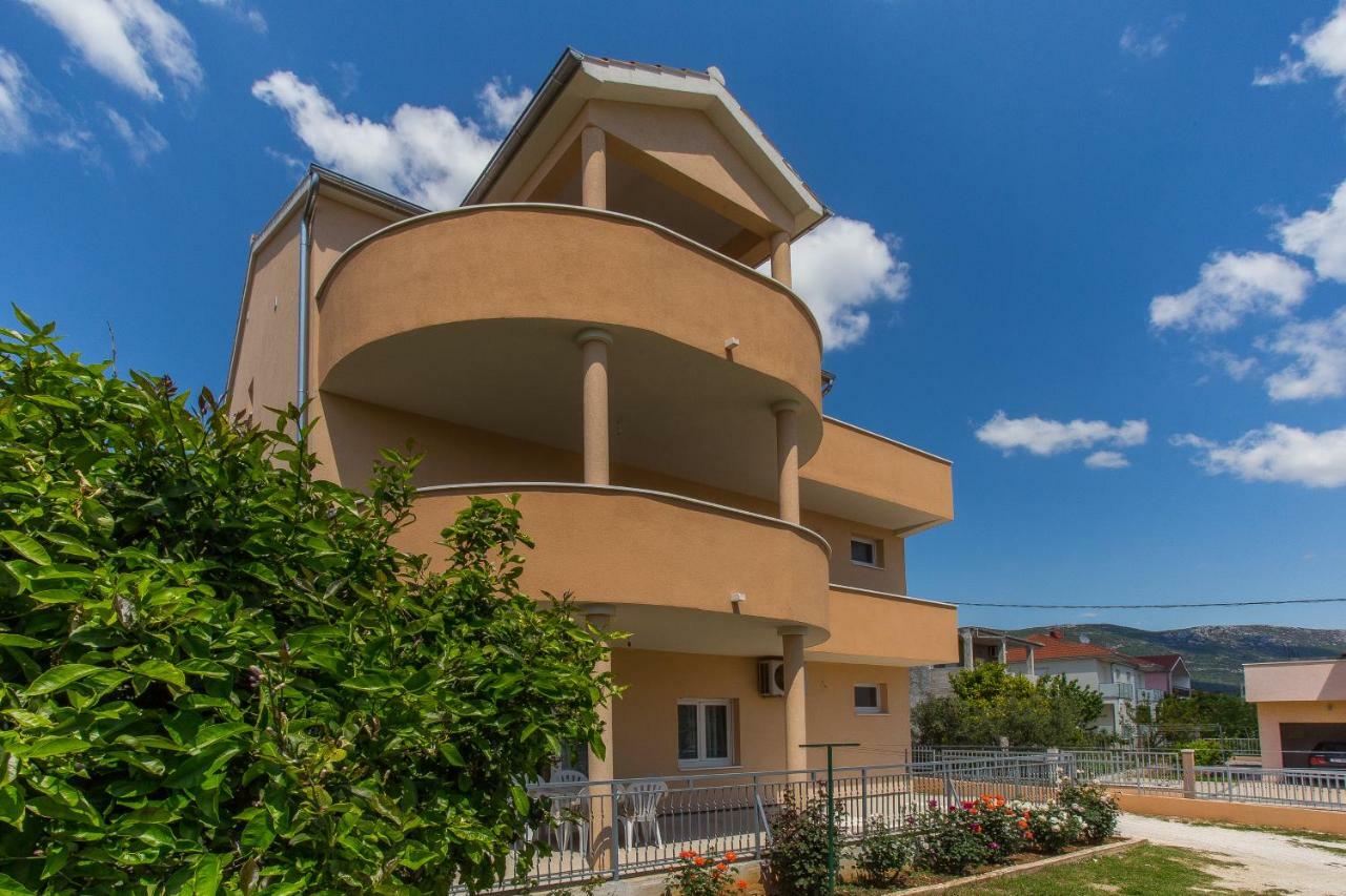 Apartman Visic 1692 คาชเตลา ภายนอก รูปภาพ